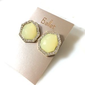 VTG Citron Gem Rhinestone Earrings NEW old stock Never worn.